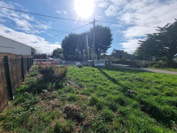 Construisez votre maison à deux pas du bourg et des plages !