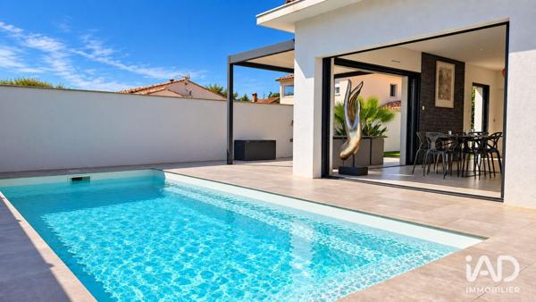 Maison à vendre 5 pièces 132 m² Saint-Cyr-sur-Mer