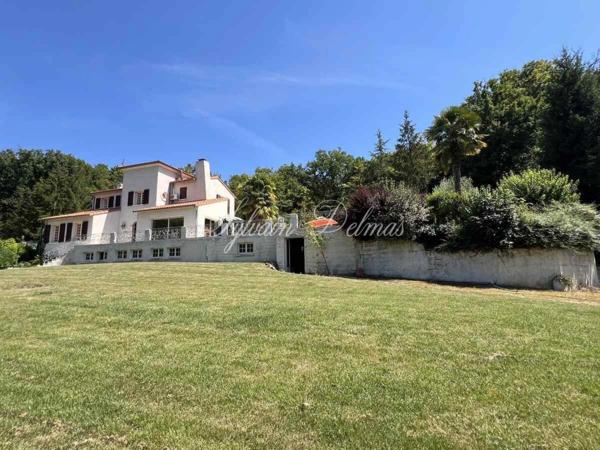 Maison à vendre 7 pièces proche de POITIERS (86)