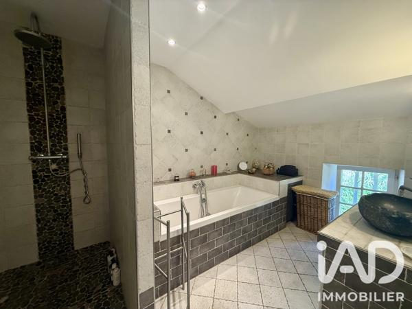 Maison à vendre 5 pièces 141 m² Sarrians