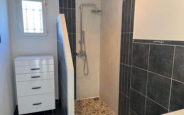 Maison à vendre    4 pièces •  Le Thor