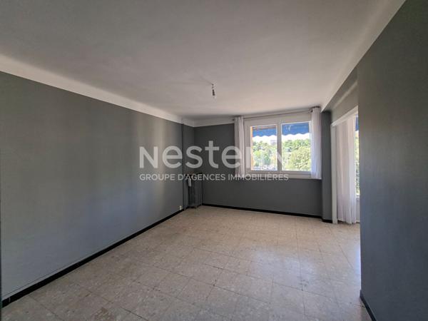Appartement 3 pièces à vendre au centre-ville d'Alès avec vue sur le Gardon
