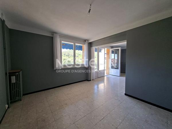 Appartement 3 pièces à vendre au centre-ville d'Alès avec vue sur le Gardon