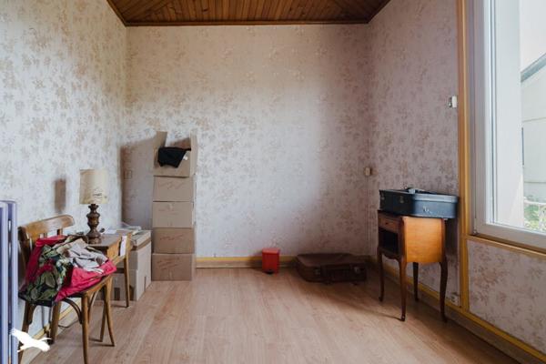 Maison à vendre 265 500 € Décines-Charpieu 4 p 97 m² DPE F