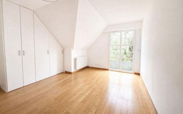 Maison à louer    6 pièces •  Aigremont