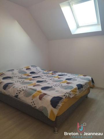 Maison en pierres à Lassay les Châteaux