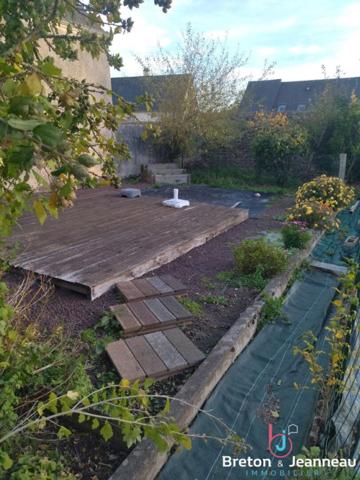 Maison en pierres à Lassay les Châteaux