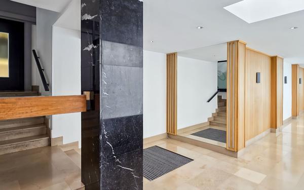 Appartement à vendre    5 pièces • 136,42 m2 Lyon 6