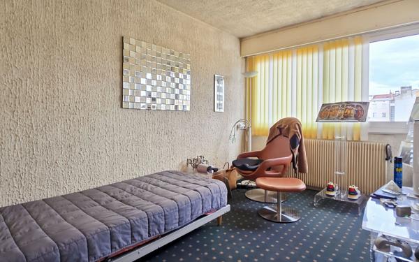 Appartement à vendre    5 pièces • 136,42 m2 Lyon 6