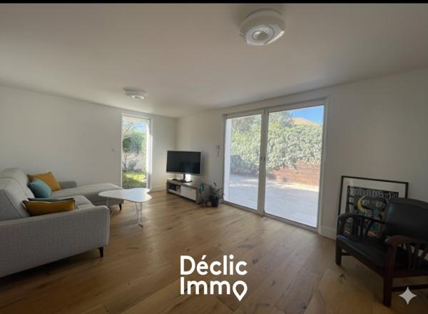 Vente maison Mudaison, 114m² 5 pièces 490 000€ avec piscine