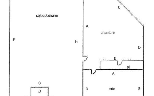 Appartement à vendre    2 pièces • 50 m2 Marseille 6