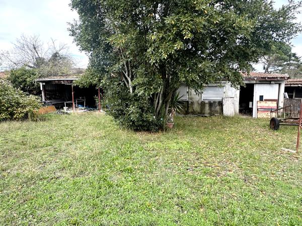 Maison Terrain avec dépendance à reconstruire - Rare sur Villenave d'Ornon 71 m²