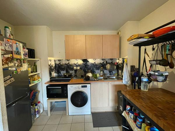 EXCLUSIVITE AVIGNON MONTFAVET - VENDU LOUE - SPECIAL INVESTISSEUR - T3 AVEC TERRASSE ET PK PRIVE