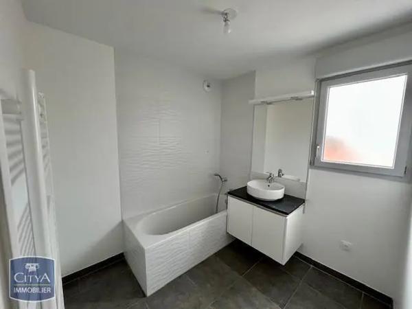 Appartement à louer 3 pièces 59.7m² Clermont-Ferrand (63000)