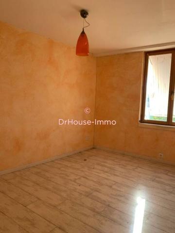 Immeuble à vendre 7 pièces de 147 m²