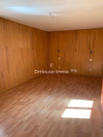 Immeuble à vendre 7 pièces de 147 m²