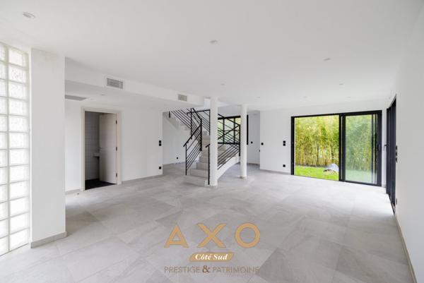 SALON-DE-PROVENCE  MAISON ART DÉCO T4  GARAGE  GRANDES OUVERTURES  JARDIN  LOTISSEMENT SÉCURISÉ