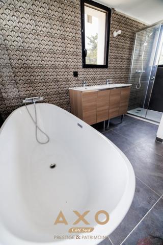 SALON-DE-PROVENCE  MAISON ART DÉCO T4  GARAGE  GRANDES OUVERTURES  JARDIN  LOTISSEMENT SÉCURISÉ