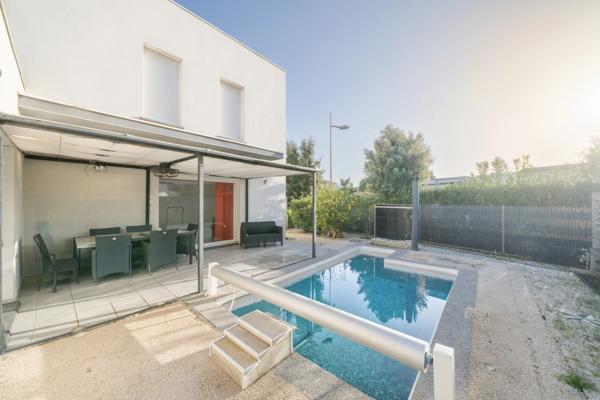 Agde Capiscol. Maison 4 pièces 110 m²