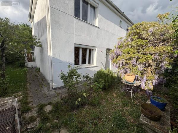 Maison à vendre à Tours dans l'Indre-et-Loire (37100), ref : 005/2057   
TOURS Nord