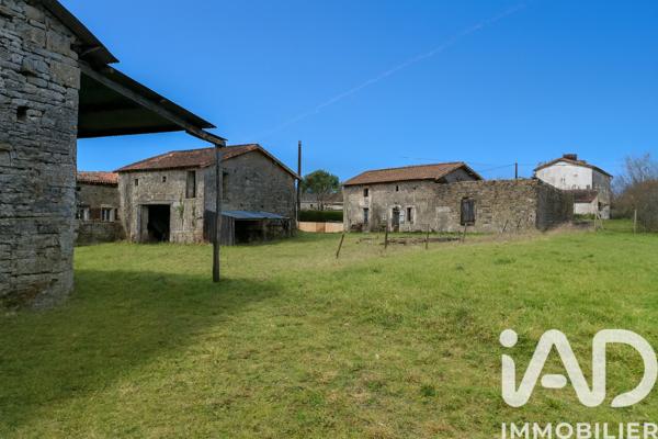 Maison à vendre 4 pièces 10 m² La Magdeleine