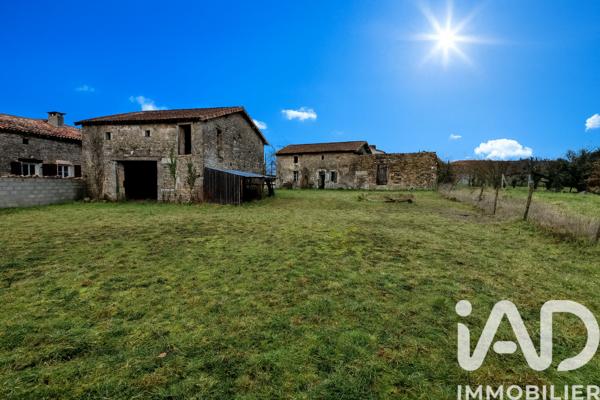 Maison à vendre 4 pièces 10 m² La Magdeleine