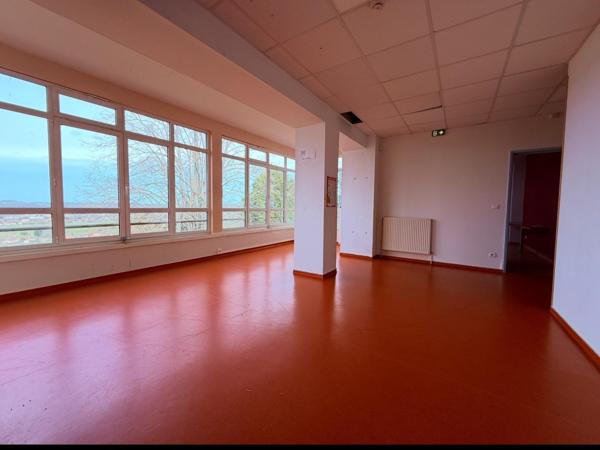 Ensemble immobilier exceptionnel à Pujols