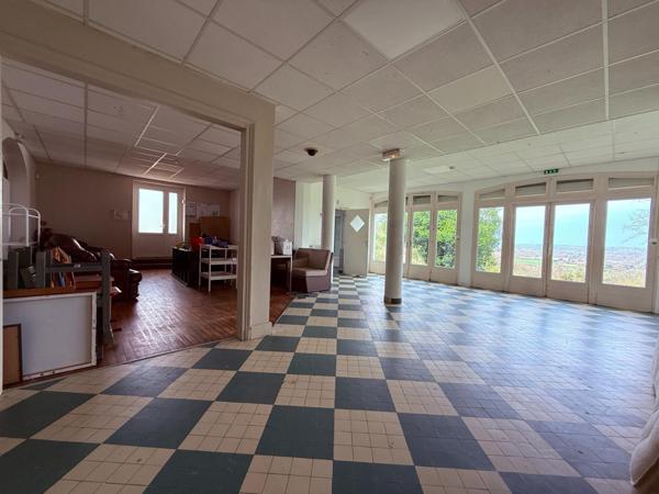 Ensemble immobilier exceptionnel à Pujols