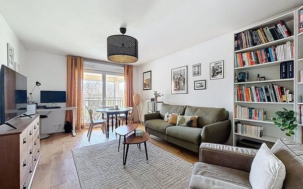 Appartement à vendre    3 pièces • 67,18 m2 Guyancourt