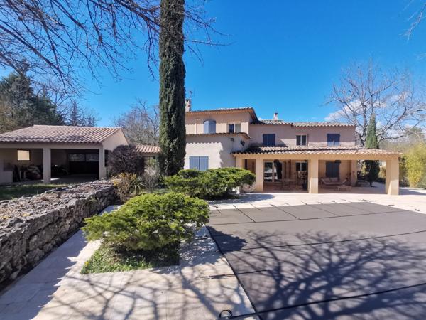 Tourrettes (83440) À Tourrettes, immobilier de prestige : propriété à vendre, idéal investisseur