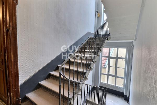 Plateau de 58m² Place Jules Guesde