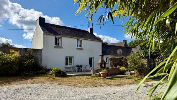 Corps de ferme - 116,14 m2 - terrain de 2400 m2 - GUILERS