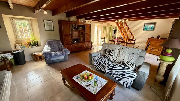 Corps de ferme - 116,14 m2 - terrain de 2400 m2 - GUILERS