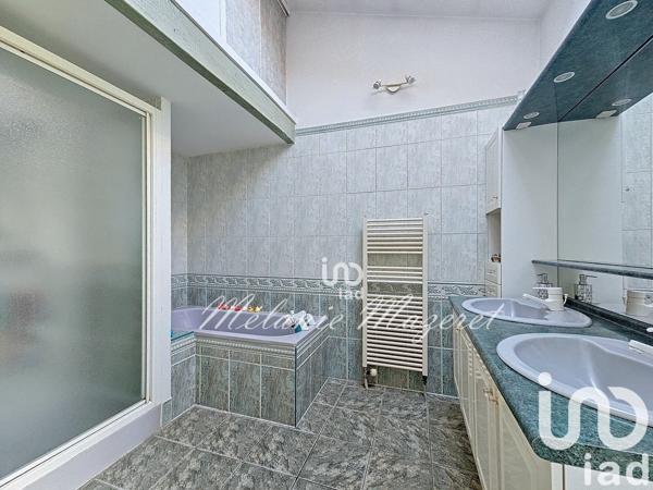 Maison à vendre 6 pièces 136 m² Bouguenais