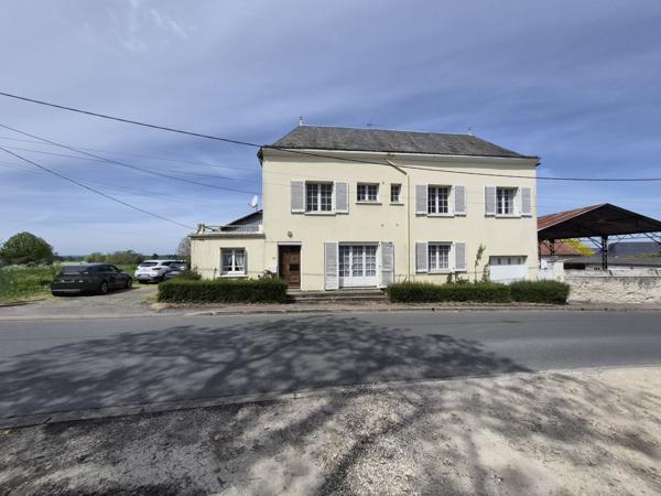 Maison avec dépendance et 2000 m² terrain