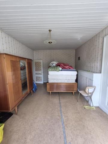 Maison avec dépendance et 2000 m² terrain