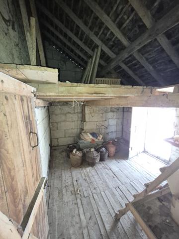 Maison avec dépendance et 2000 m² terrain