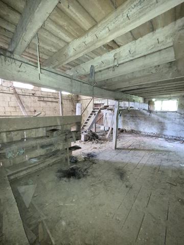Maison avec dépendance et 2000 m² terrain