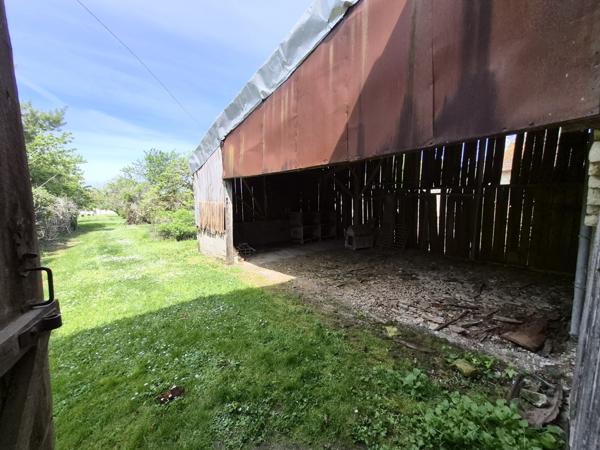 Maison avec dépendance et 2000 m² terrain