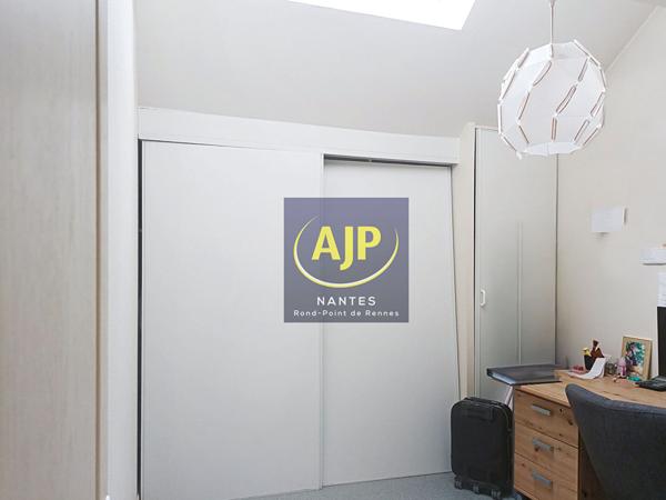 Vente appartement Nantes : 182 000 € - AJP Immobilier Nantes Rond-Point de Rennes