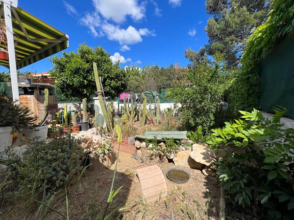 Villa 7 pièce(s) 173 m2 avec jardin et garage secteur Sabardeil!