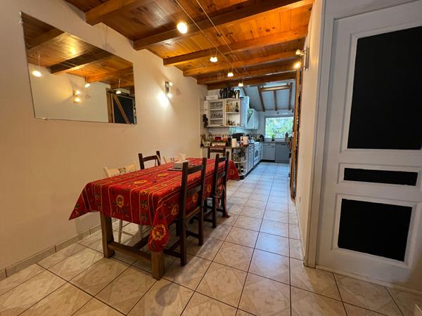 Villa 7 pièce(s) 173 m2 avec jardin et garage secteur Sabardeil!