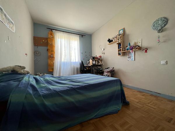 Villa 7 pièce(s) 173 m2 avec jardin et garage secteur Sabardeil!