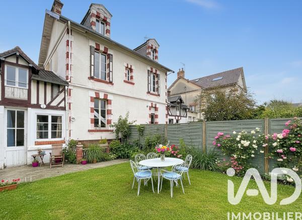 Maison à vendre 10 pièces 200 m² Ouistreham