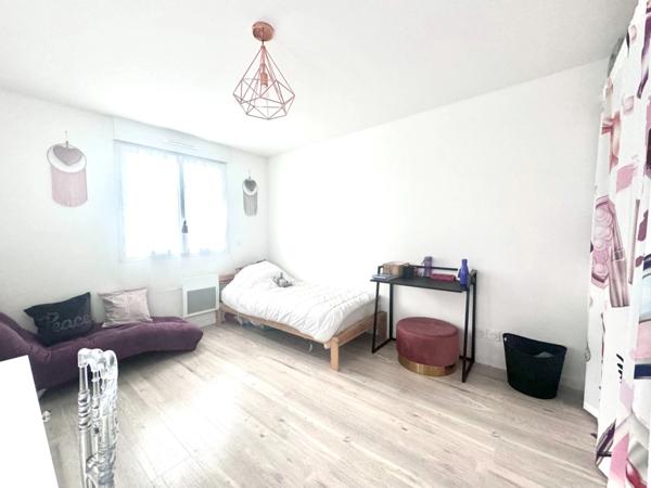 Maison à vendre 6 pièces (78) NEUVE 2023 - 4 Chambres - terrain 600 m2 -