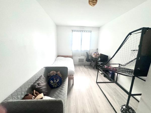 Maison à vendre 6 pièces (78) NEUVE 2023 - 4 Chambres - terrain 600 m2 -