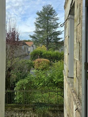 Maison au coeur du Bourg de Palluaud