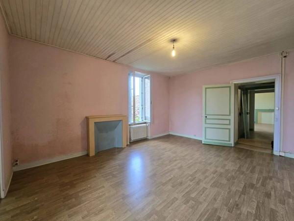 Maison au coeur du Bourg de Palluaud