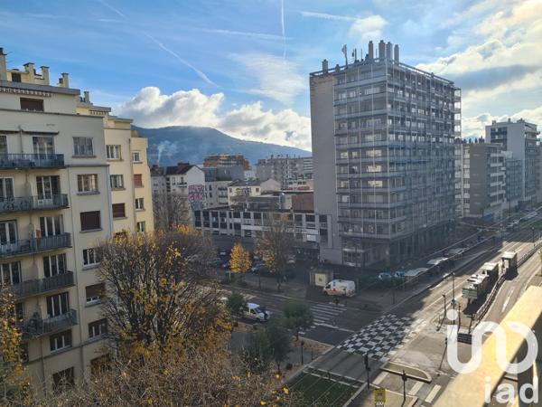 Appartement 3 pièces de 85 m² à Grenoble (38000)
