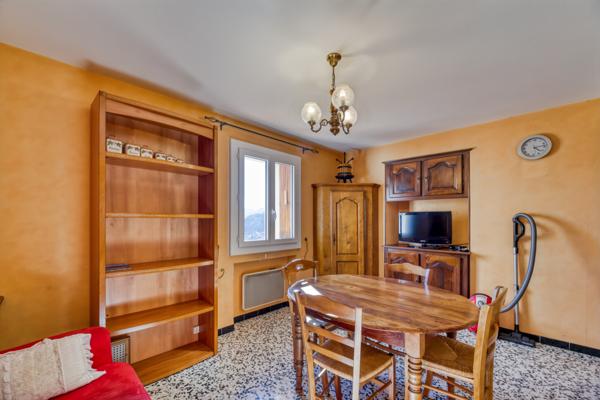 Bonson (06830) Bonson - Maison de Village 3 chambres + cave